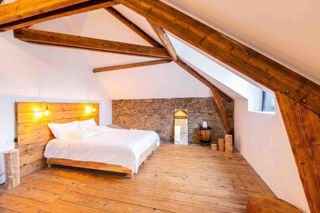 Maison, Type Triplex Atypique De Charme *